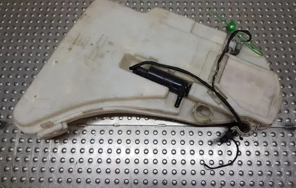 BMW 5 F10 F11 Windshield washer fluid reservoir/tank S27698223 7269663