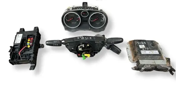 Opel Corsa D Engine ECU kit and lock set 8980008206 98000820