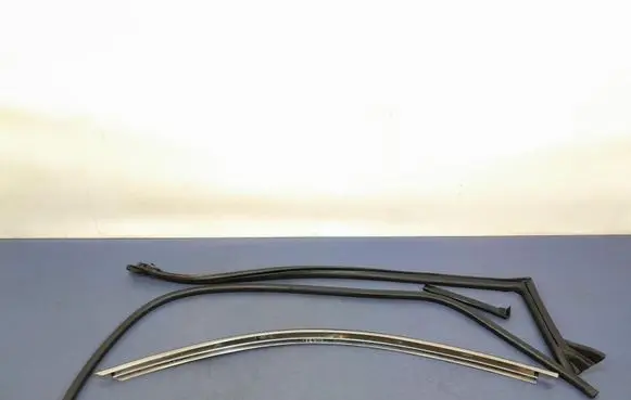 Ford Mustang VI Front bodywork piece FR3B-6302564