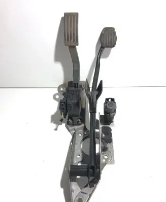 Volvo C30 Pedal assembly 4N512467CF 4M519F836AH