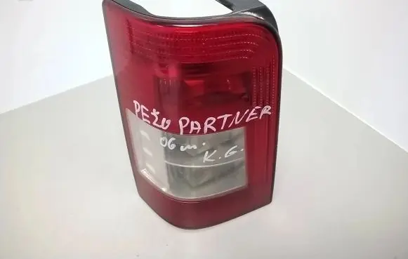 Peugeot Partner Rear/tail lights 9657976880 9657977080