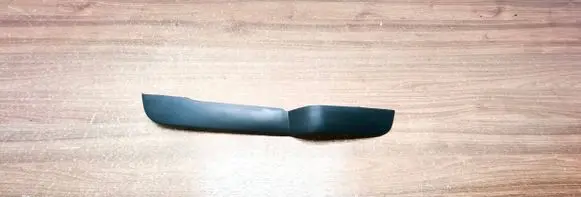Front bumper splitter molding