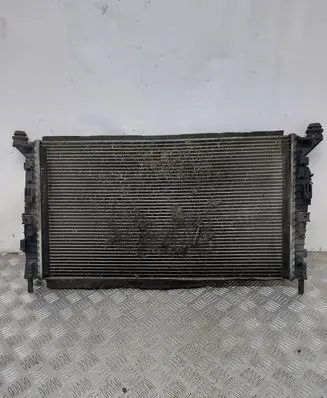 Ford Focus Coolant radiator 3M5H8005RK
