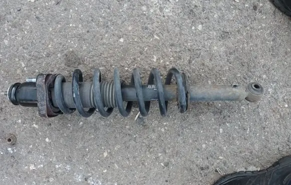 Dodge Journey Rear shock absorber with coil spring 