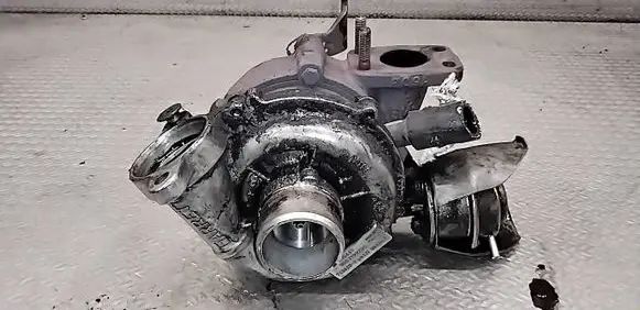 Volvo C30 Turbo GT1544V 9663199280 7534205
