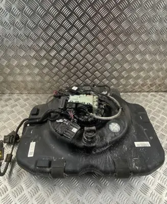 Volkswagen Touareg II AdBlue liquid reservoir 7P0131878