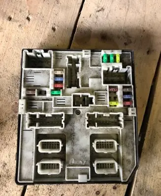 Renault Scenic III - Grand scenic III Fuse module 284B61770R USM2010