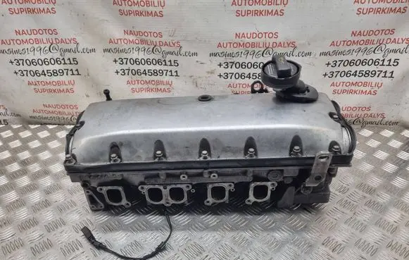 Volkswagen Touareg I Engine head 070103373A 070100390D