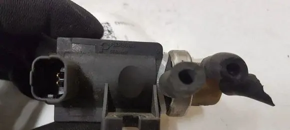 Citroen C5 Turbo solenoid valve 70163300 9661960380