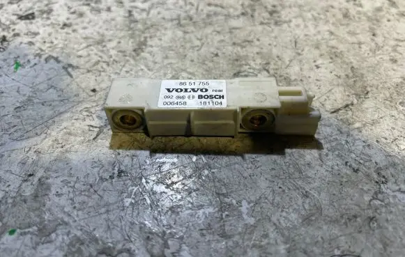 Volvo XC90 Airbag deployment crash/impact sensor 8651755 006458 181104