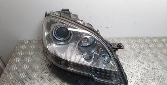 Mercedes-Benz ML W163 Headlight/headlamp