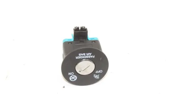 KIA Picanto Passenger airbag on/off switch 