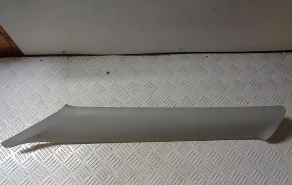 Skoda Yeti (5L) (B) pillar trim (top) 5L0867233BC