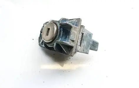 Ford C-MAX II Front door lock (next to the handle) AM5AR219914D