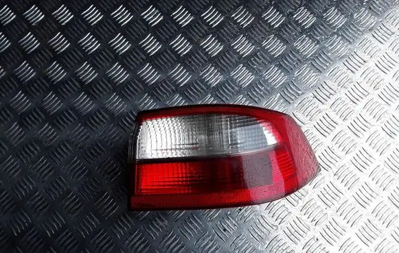 Renault Laguna II Rear/tail lights 8200002474