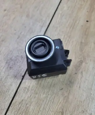 Mercedes-Benz E C207 W207 Ignition lock A2079057101 33003221 0038980181806136