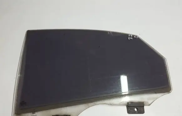 Audi A8 S8 D4 4H Rear door window glass 
