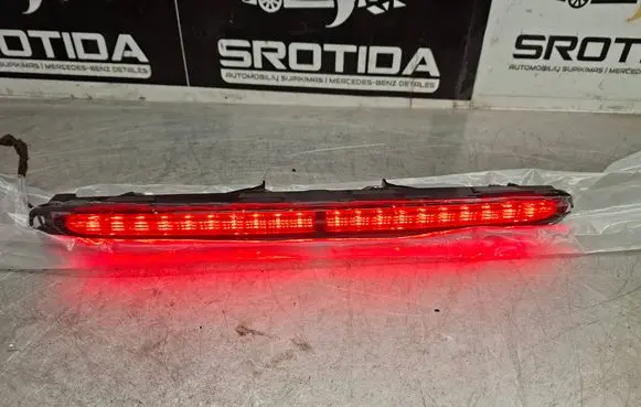 Mercedes-Benz E W211 Third/center stoplight A2118201556