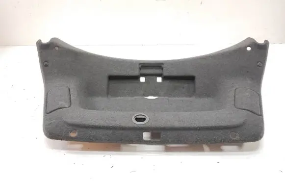 Volkswagen PASSAT CC Tailgate trim 