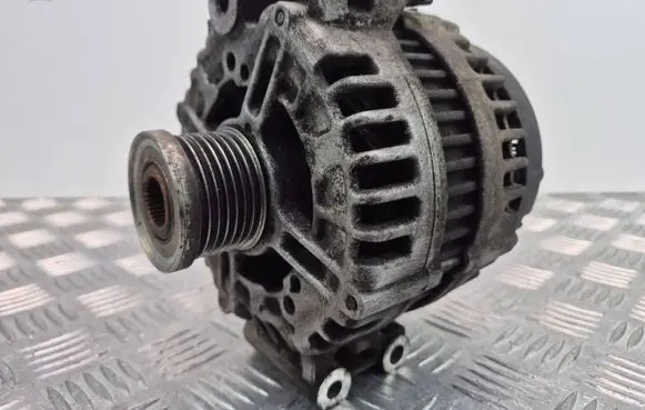 BMW 5 E60 E61 Generator/alternator 7557789 0121715016 7558219