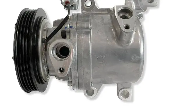 Suzuki Swift III Air conditioning (A/C) compressor (pump) 9520152R10 EKL32956ZA 4472803593