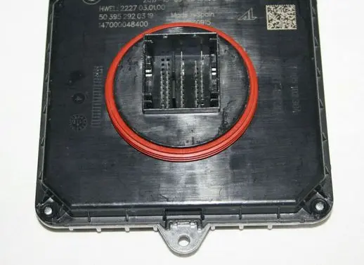BMW 7 G11 G12 LED ballast control module 7472762