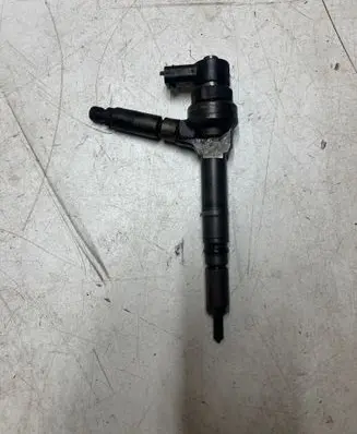 Opel Astra H Fuel injector