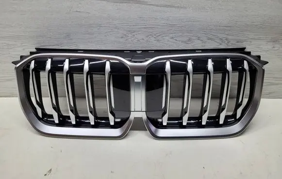 BMW X1 U11 Front grill 51135A0BB85
