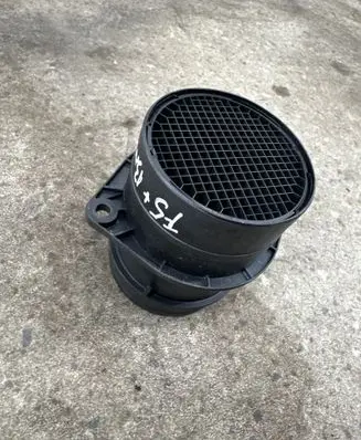 Volkswagen Multivan T5 Mass air flow meter 0281002956 03L906461A 294084255