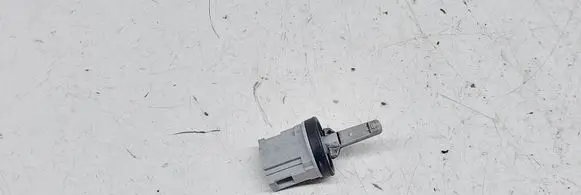 Volkswagen Touareg I Interior temperature sensor 1K0907543