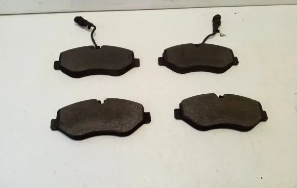 Iveco Daily 5th gen Brake pads (front) 
