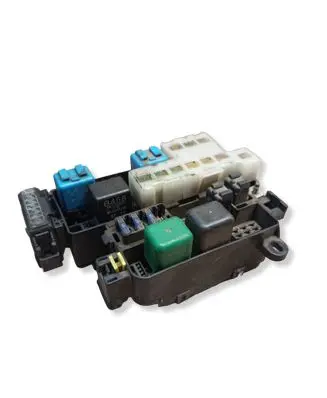 Mazda Premacy Fuse module 0567009471