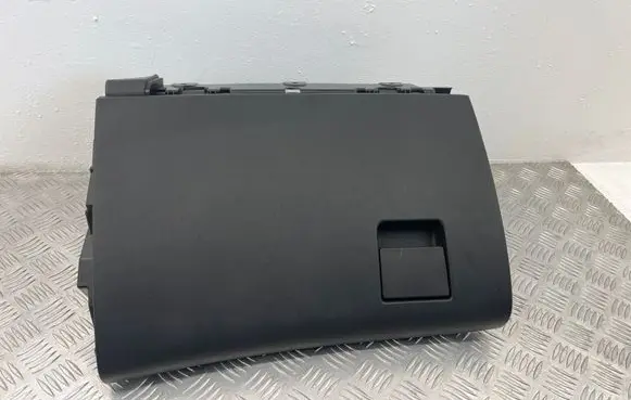 Opel Insignia A Glove box 1014668