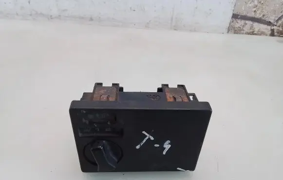 Volkswagen Transporter - Caravelle T4 Climate control unit