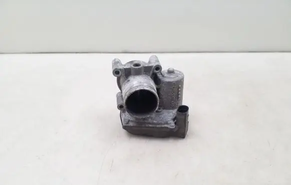 Skoda Fabia Mk2 (5J) Throttle valve 03D133062E