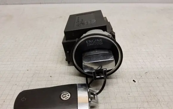 Volkswagen PASSAT B6 Ignition lock 3C0905843