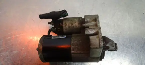 Citroen C4 I Picasso Starter motor 9663528880-01