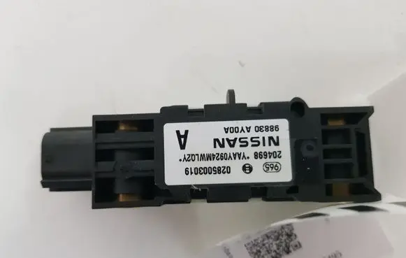 Nissan Micra Airbag deployment crash/impact sensor 0285003019
