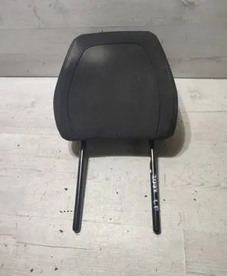 Peugeot 2008 II Front seat headrest 