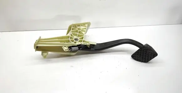 BMW X3 F25 Brake pedal 6787363