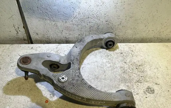 Jeep Grand Wagoneer Front lower control arm/wishbone 68403655 90H053
