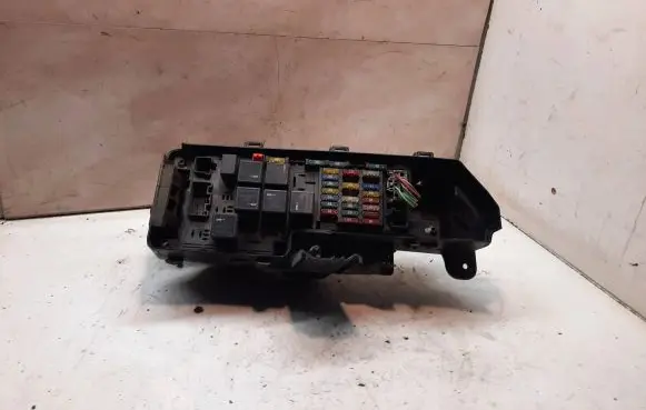 Volvo V70 Fuse box set 9494210