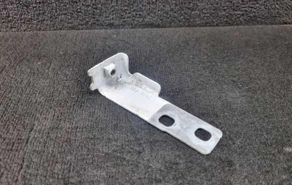 Audi A4 S4 B9 Fender mounting bracket 8W0821434B 8W0821434A