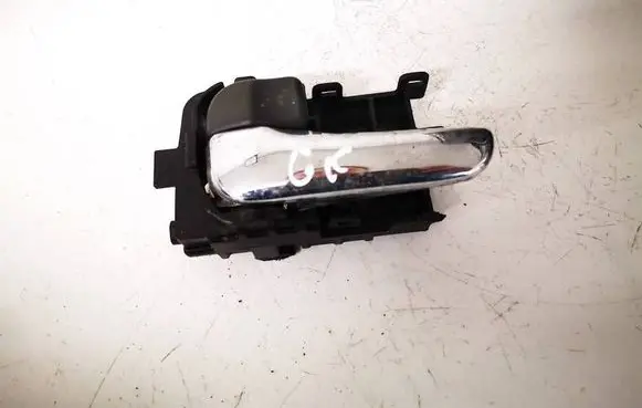 Nissan X-Trail T30 Rear door interior handle