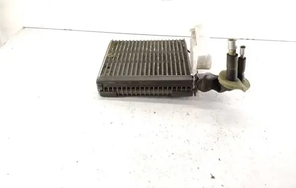 Air conditioning (A/C) radiator (interior)