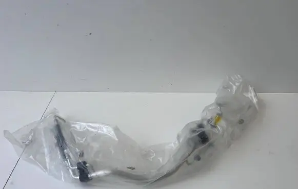 Citroen DS7 Crossback Air conditioning (A/C) pipe/hose 9675103680