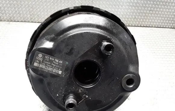 Audi A3 S3 A3 Sportback 8P Brake booster 1K2614105AR