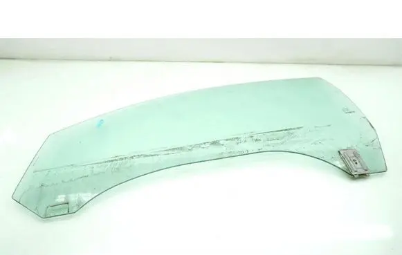 Mercedes-Benz E A207 Front door window glass four-door 