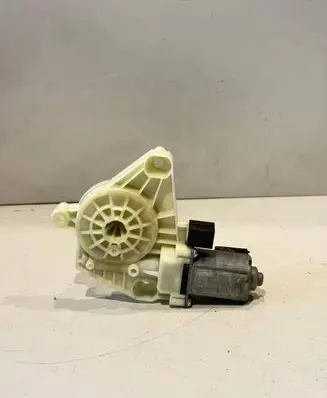 Volkswagen PASSAT B8 Rear door window regulator motor 5Q4959801D A75519110 1500100148