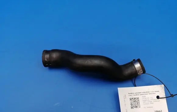 BMW 7 E38 Engine coolant pipe/hose